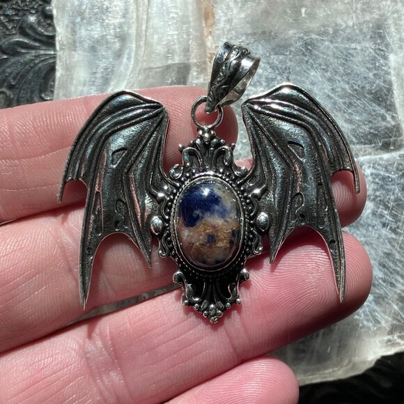 Halloween Flying Vampire Bat Sunset Sodalite Pendant Gemstone Crystal Jewelry - Picture 1 of 8